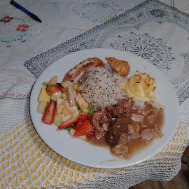 Plato Buffet de Dos Carnes Personalizado