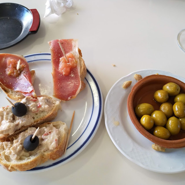 Pinchos Variados