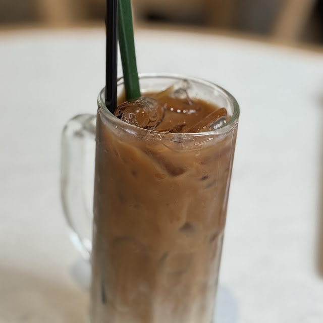 Ice Yin Yang Mixed Coffee and Tea