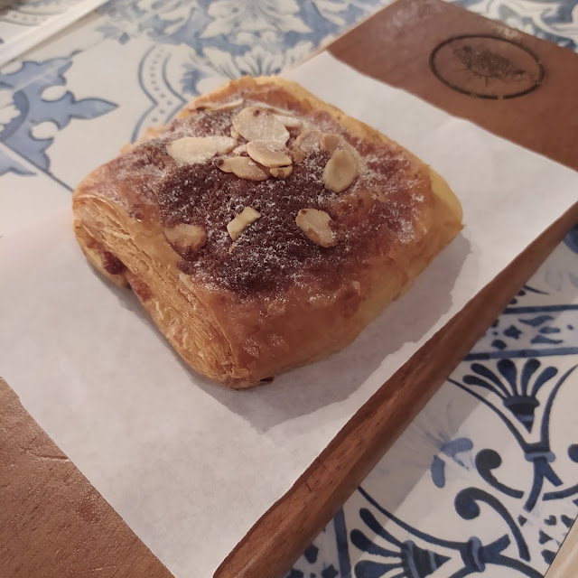 Almond Croissant