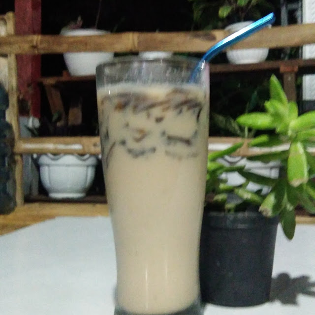 Milk Tea with a Grass Jelly
