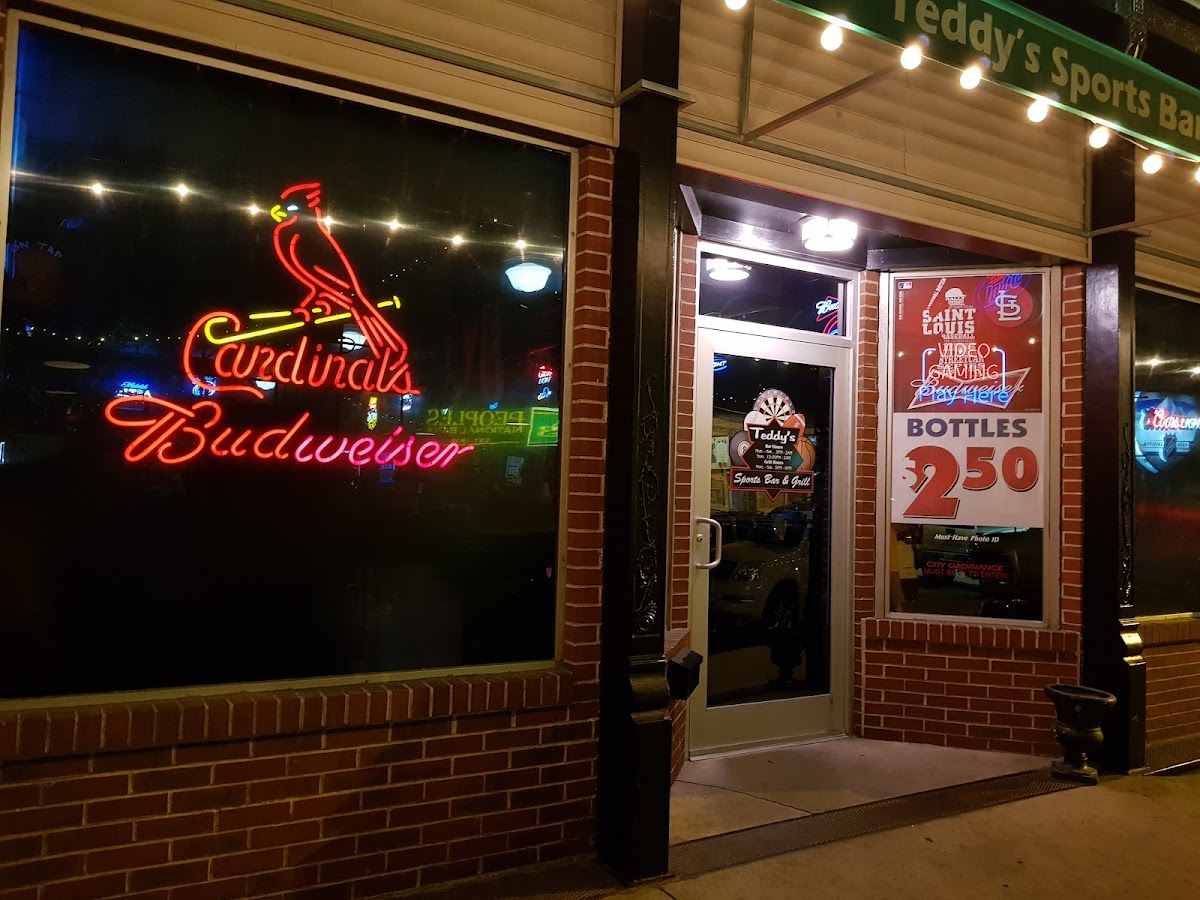 Teddy's Sports Bar & Grill
