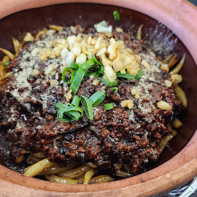 Claypot Pearl Noodle 瓦煲老鼠粉 Periuk Tanah Liat 'Lou Shu Fen