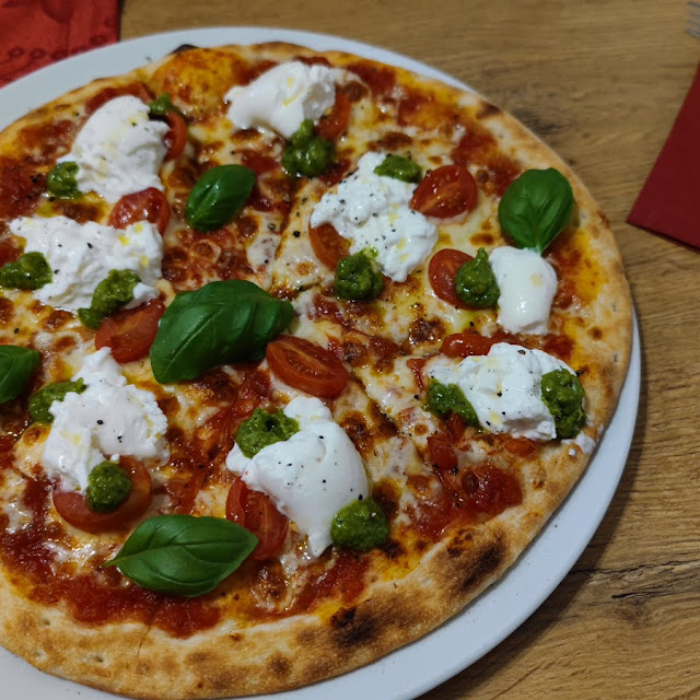 Make Your Own Margerita with Ricotta