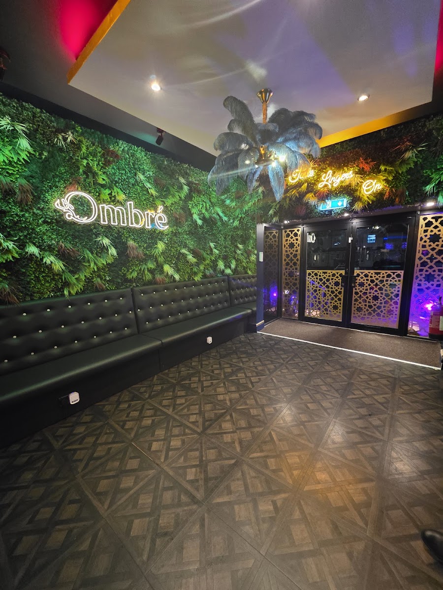 Ombre Grill & Lounge