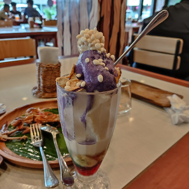 Special Halo-Halo