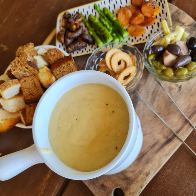 Cheese Fondue