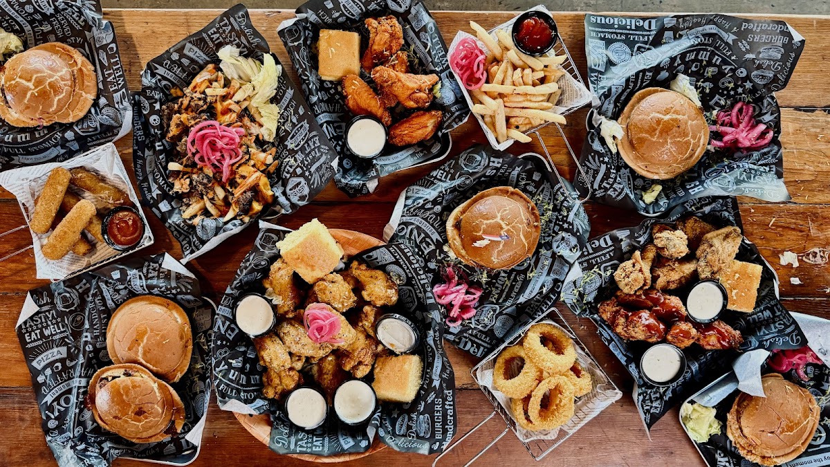 Crisp Burger&Wings