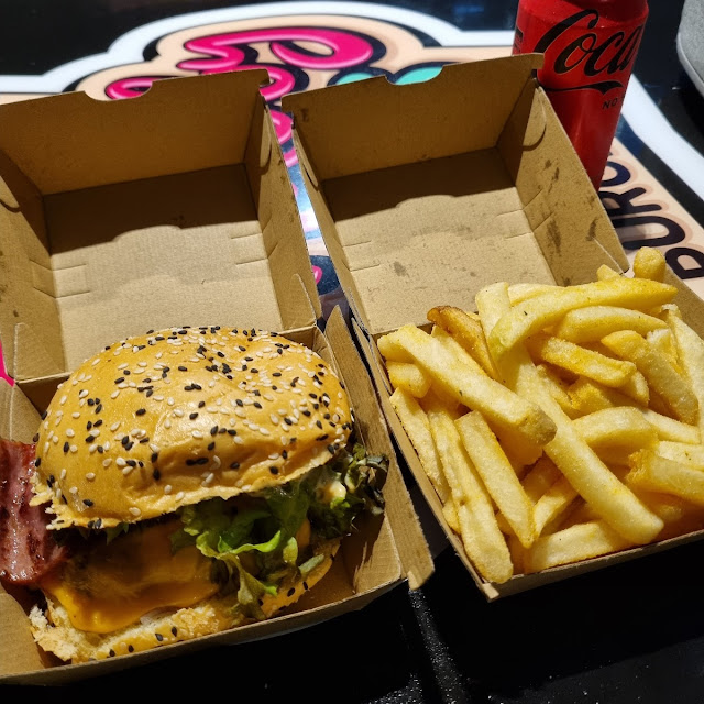 Signature Burger Combo