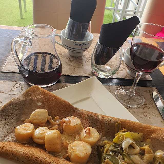 Buchweizen Crêpes Mit Jakobsmuscheln Und Lauch