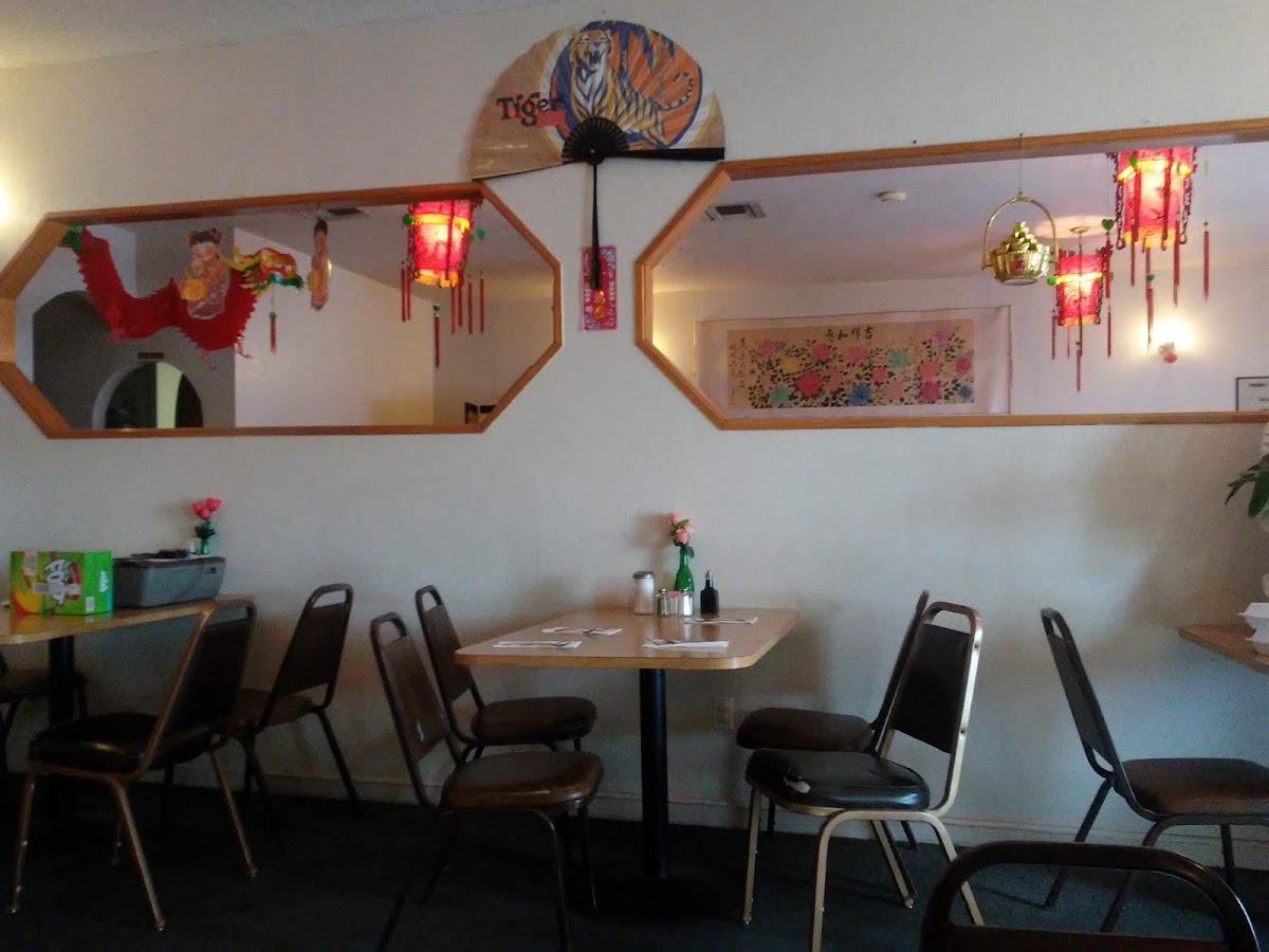 Lai Lai Chinese Restaurant
