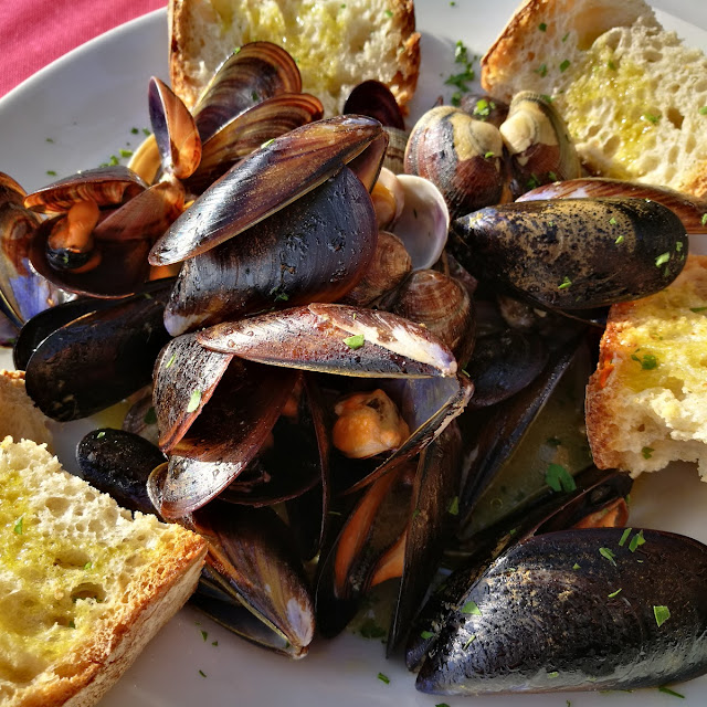 Soute Di Cozze E Vongole
