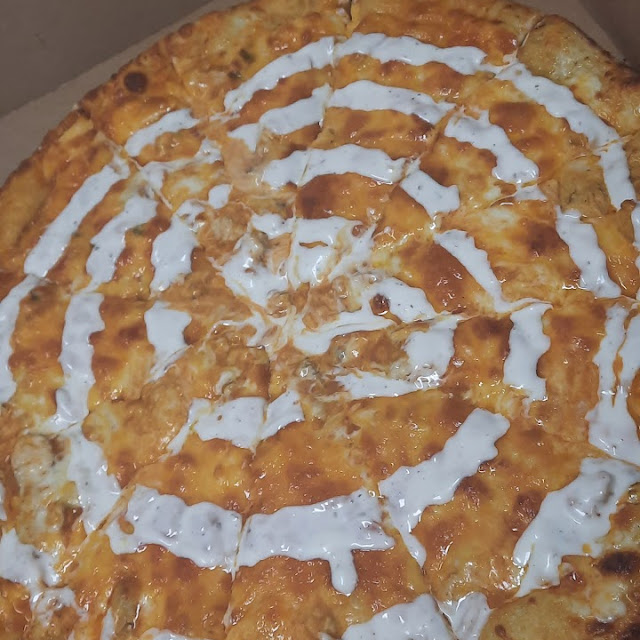 XL Buffalo Chicken Pizza