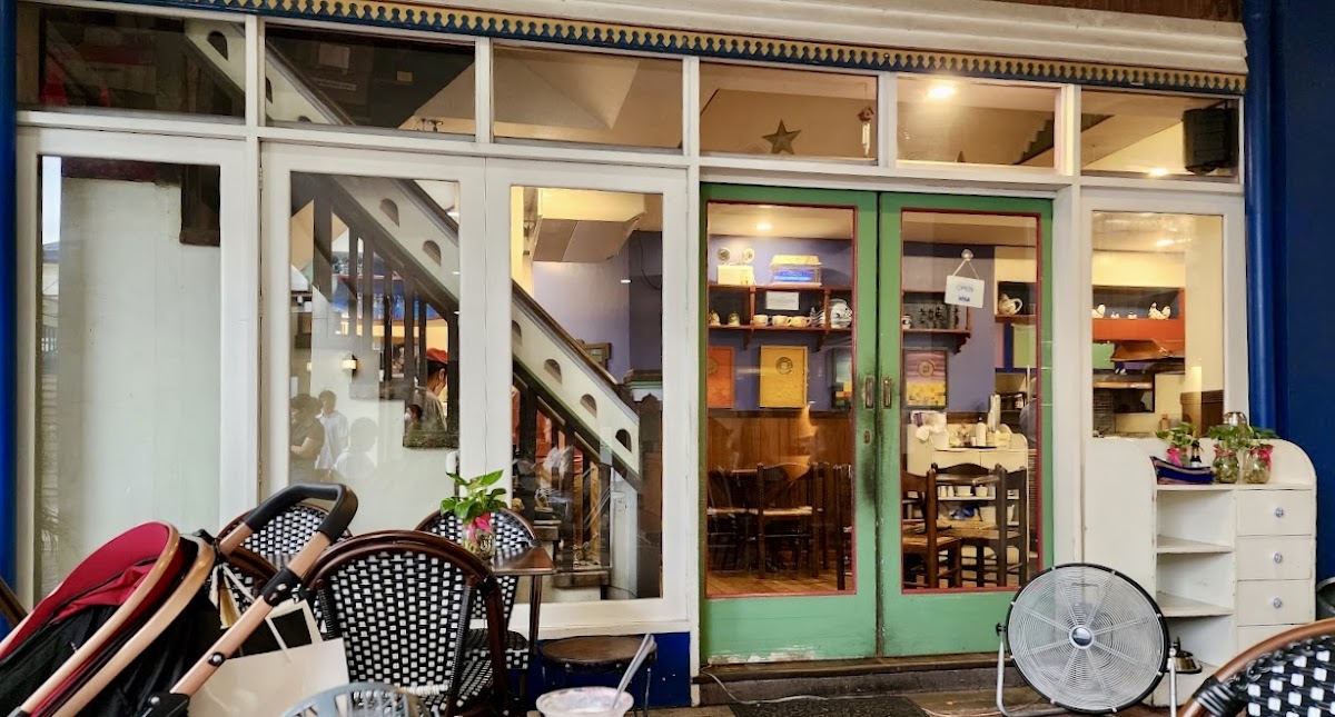 Cafe Breton