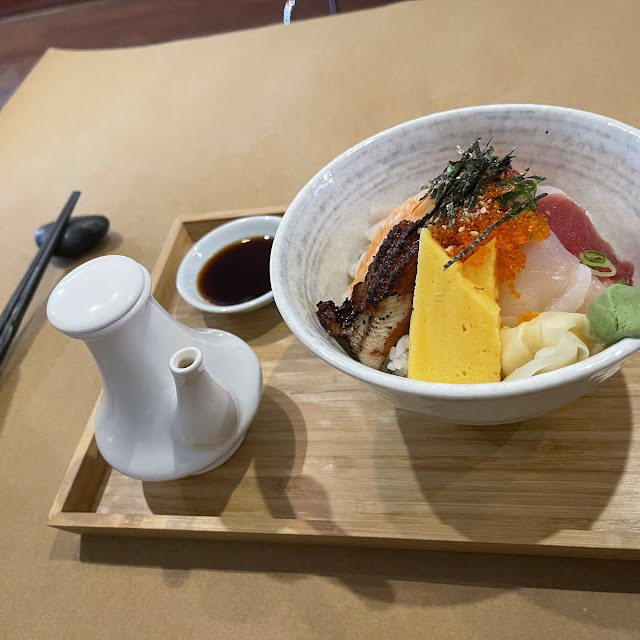 Sashimi Rice Bowl