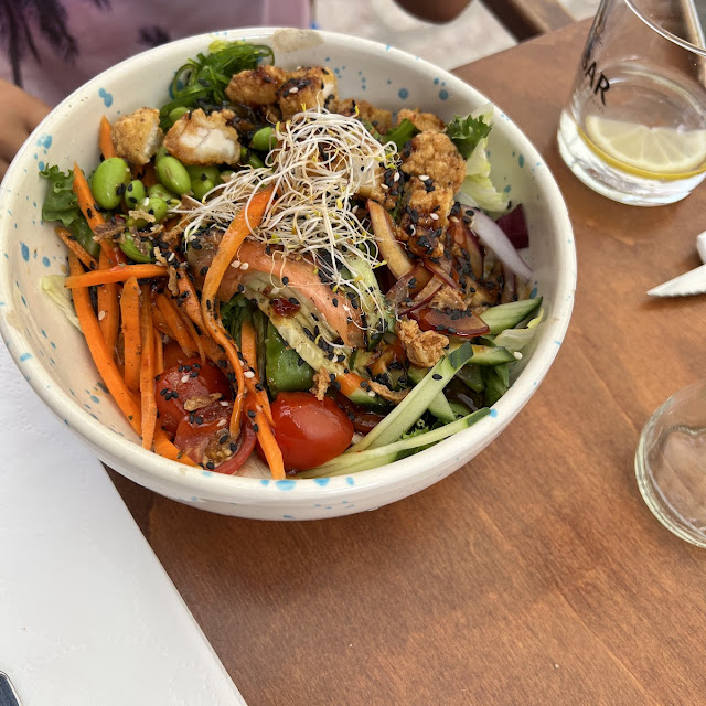 Poke De Salmó