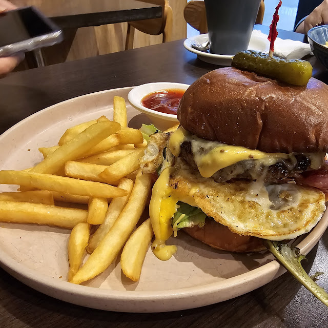 Deluxe Burger Special