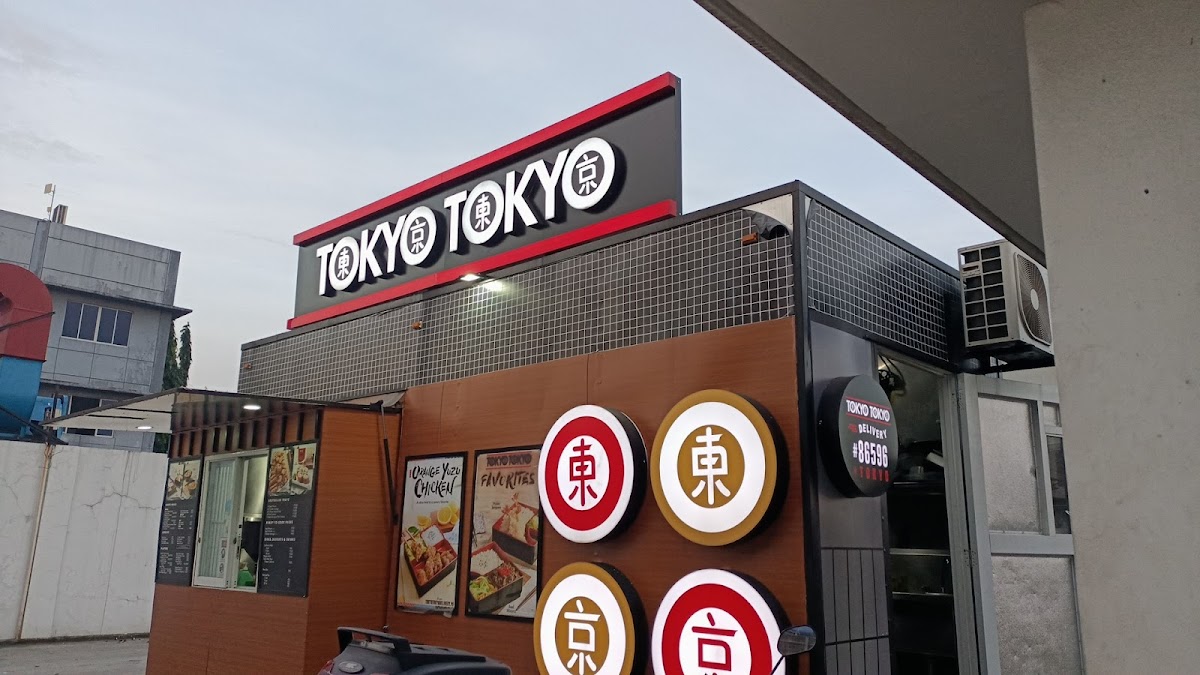 Tokyo Tokyo C. Raymundo