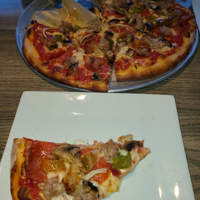 Everything Pizza