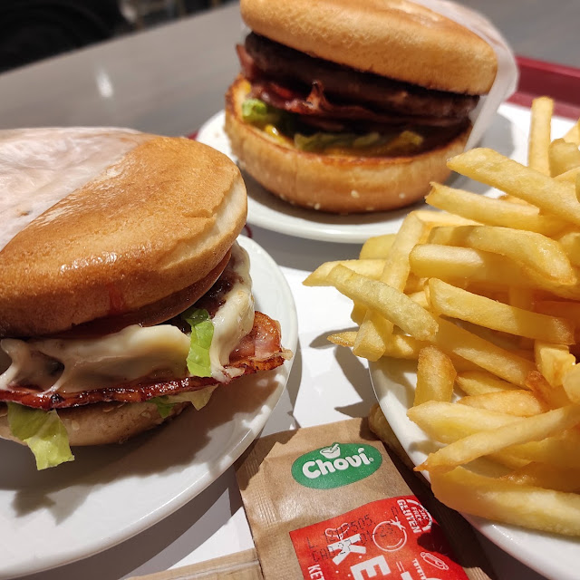 Hamburguesa Y Patatas