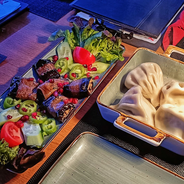 Badrischani L Chinkali R