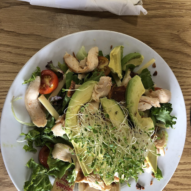 Californian Chicken Club Salad