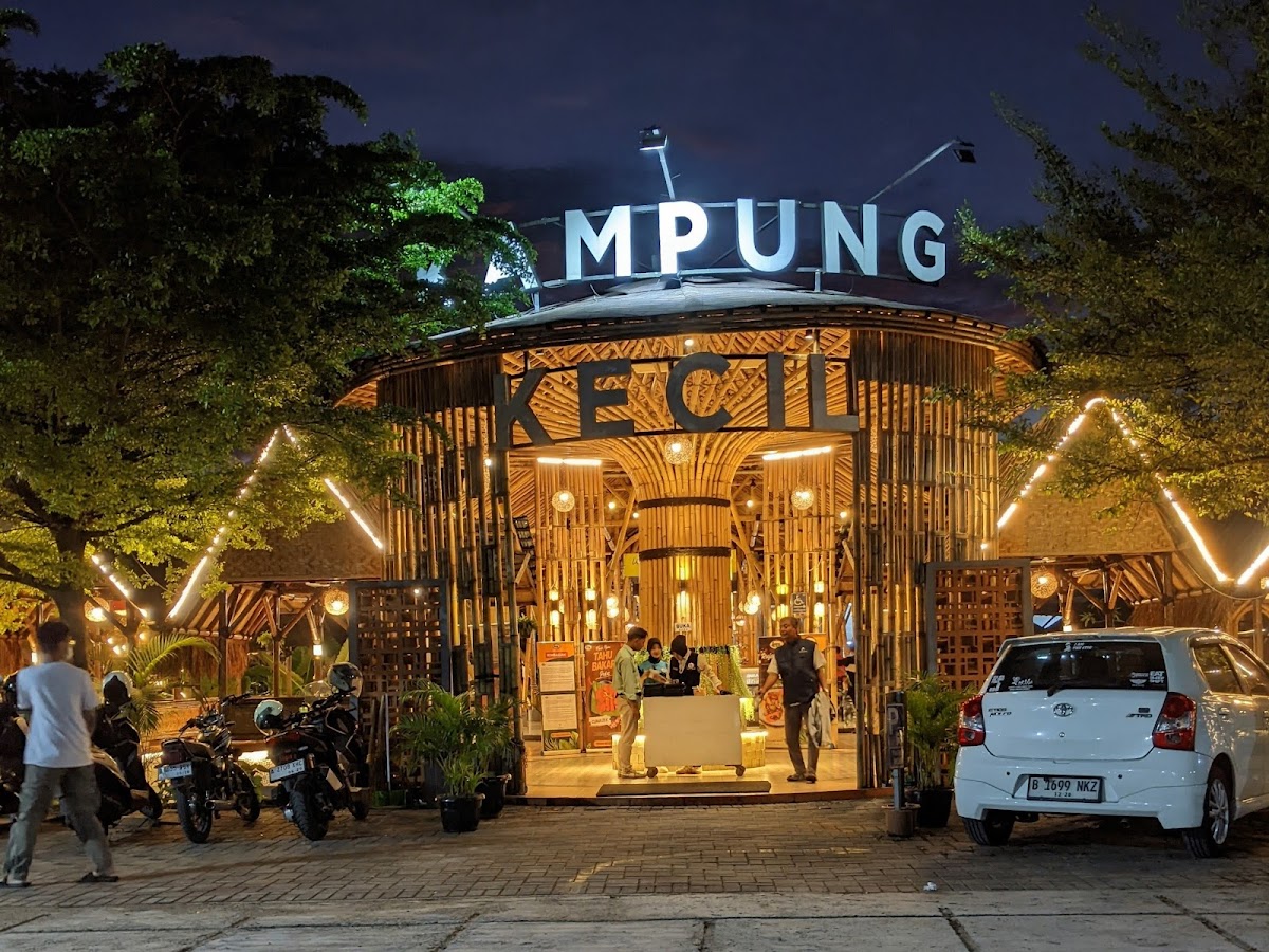 Kampung Kecil Gunung Sindur