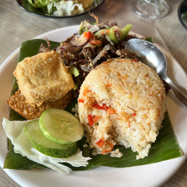 Nasi Uleg Ayam Suwir