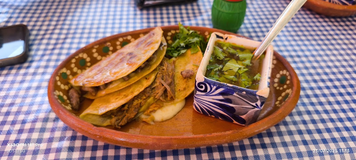 La Tapatía, Tacos & Birria