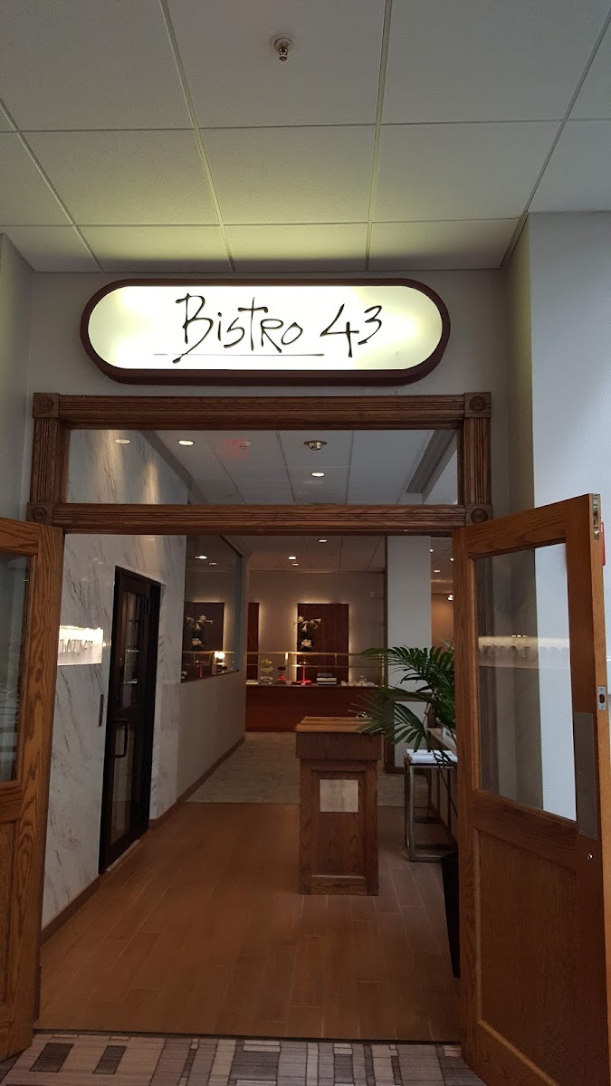 Bistro 43