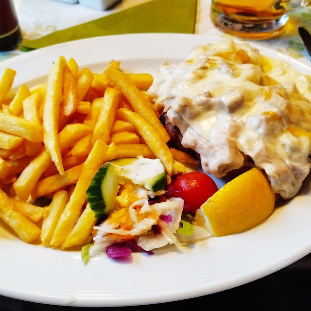 Steak Our For