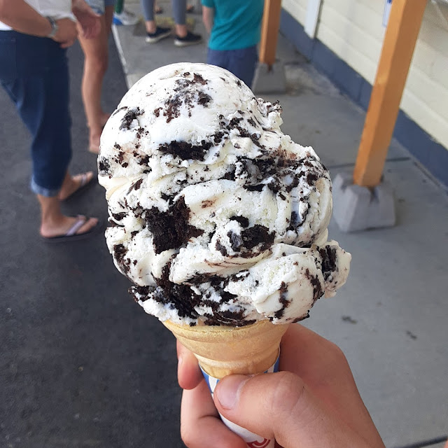 Small Oreo Cone