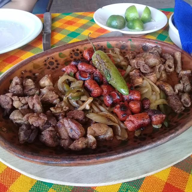 Surtido de Mollejas Chistorras Y Tripitas
