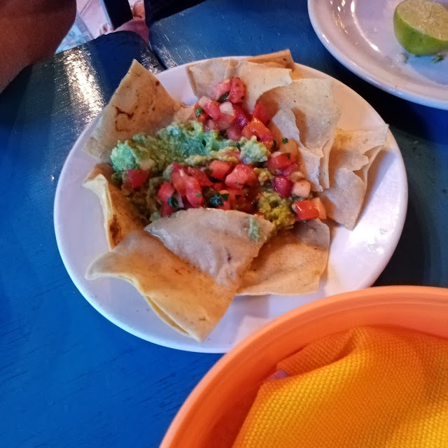 Guacamole Miniatura