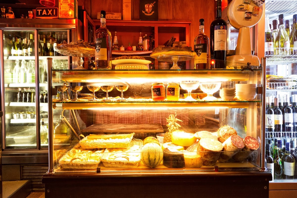 Gigi Trattoria