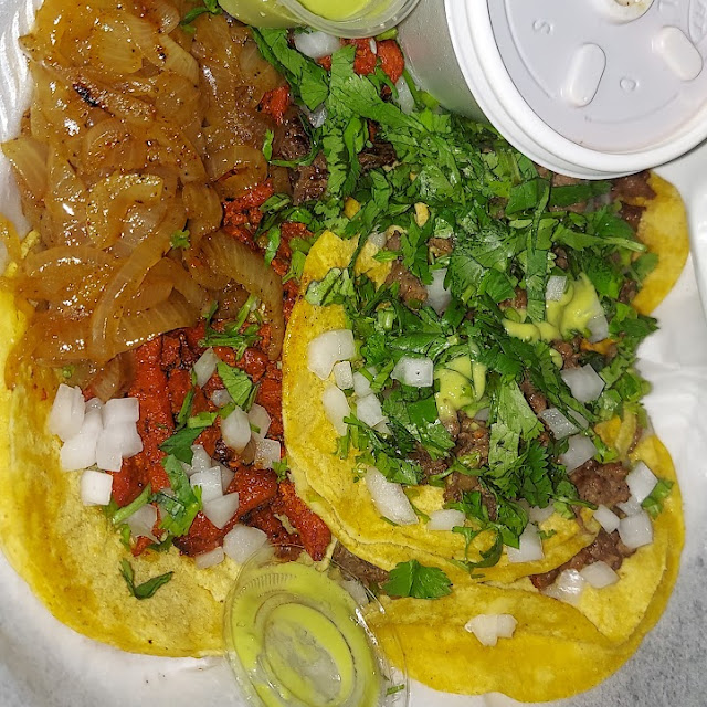 Mini Tacos De Bistec Y Pastor