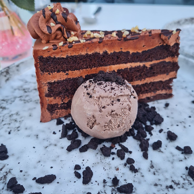 Hazelnut Chocolate Cake