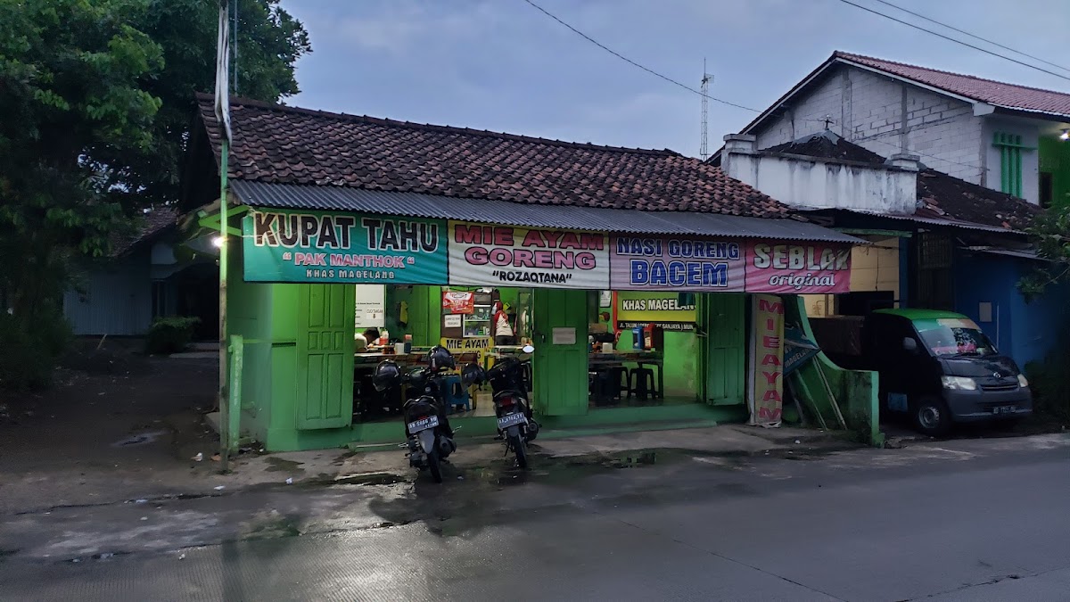 Kupat Tahu Pak Manthok