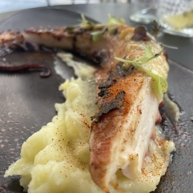 Pata de Pulpo A la Brasa
