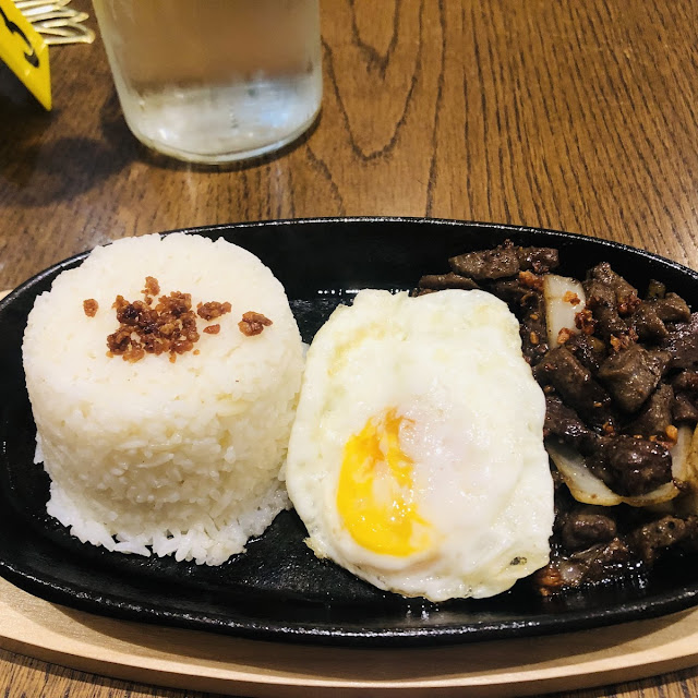 Sizzling Tapsilog
