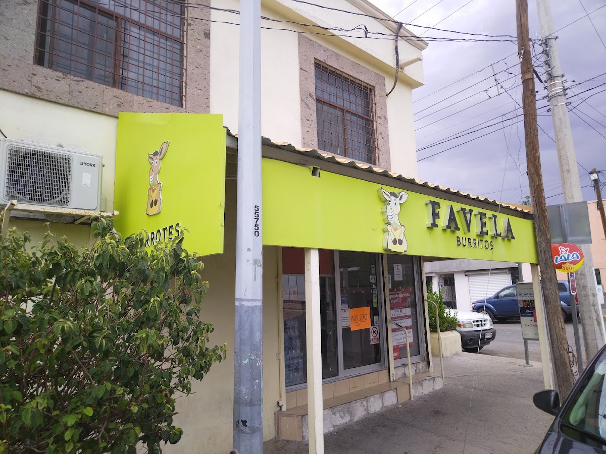 Burritos y abarrotes “Favela”