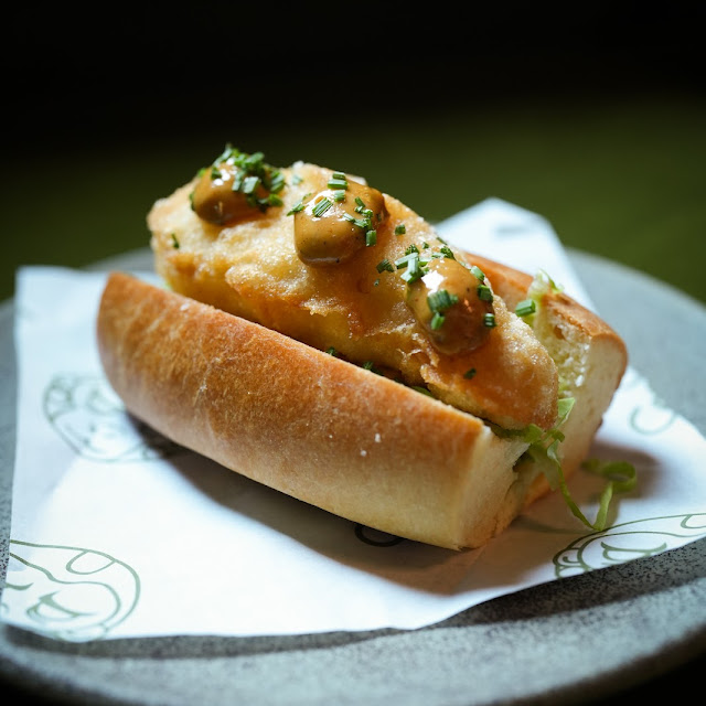 Crispy Lobster Roll