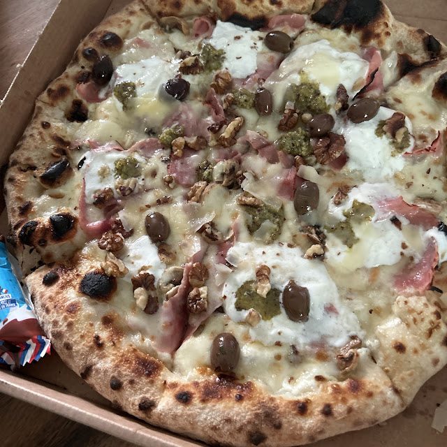 Pistachio Pizza À la Pistache