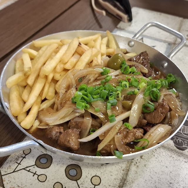 Filé Com Fritas