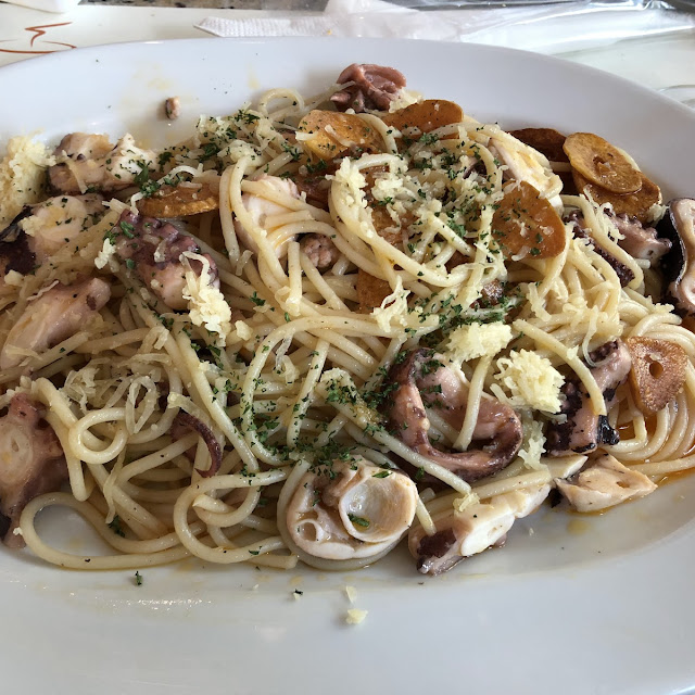 Spaghetti Con Pulpo Al Ajillo