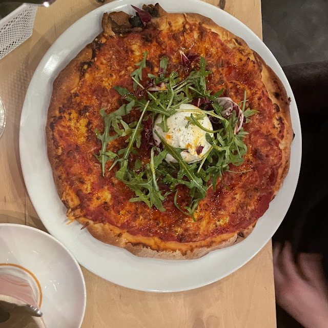 Pizza Mit Büffelmozarella