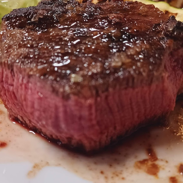 Filete de Toro Con Verduras Frescas
