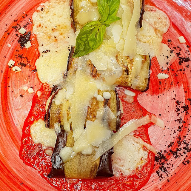 Berenjena Con Queso Provolone