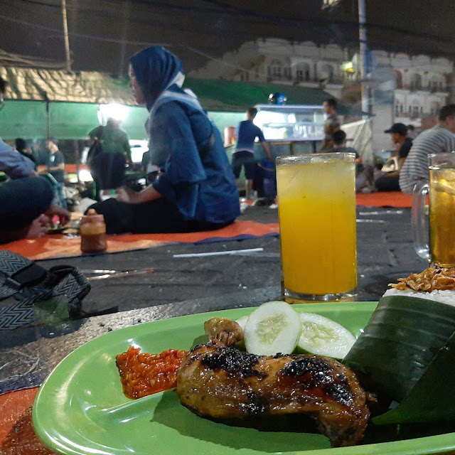 Ayam Bakar Nasi Uduk Es Jeruk Soal Rasa Jgn Ditanya Lagi Maknyuuuusss
