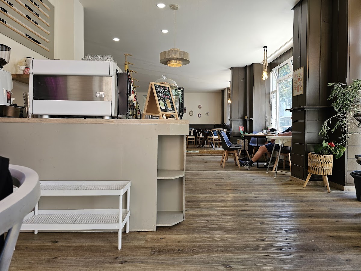 Mantika Cafe